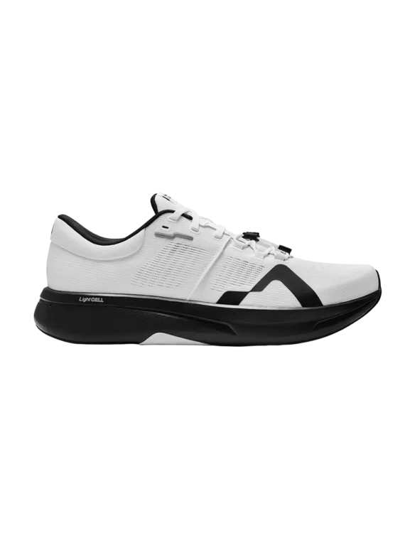 product-R1-WhiteBlack-1022-01_2cafc31d-765a-457b-b437-c92d0185f89f